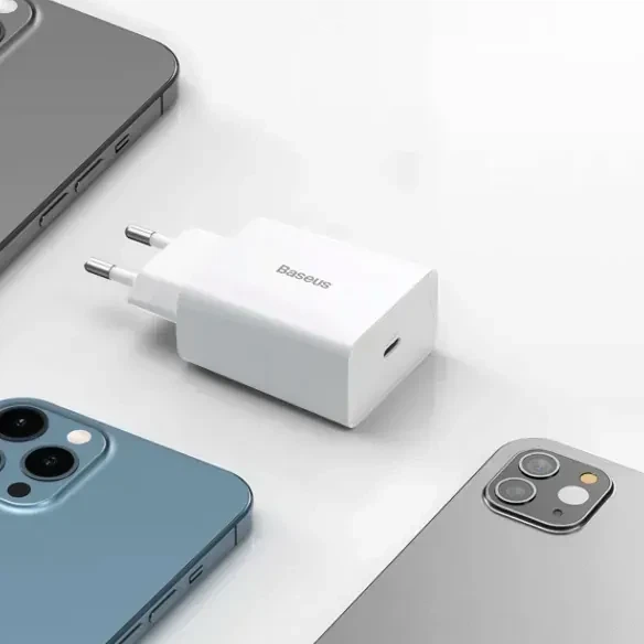 Мережевий зарядний пристрій Baseus 20W USB Type-C білий 88x43x26 мм для швидкого заряджання мобільних пристроїв. - Фото 6 Мережевий зарядний пристрій Baseus 20W USB Type-C білий 88x43x26 мм для швидкого заряджання мобільних пристроїв. - зображення 6