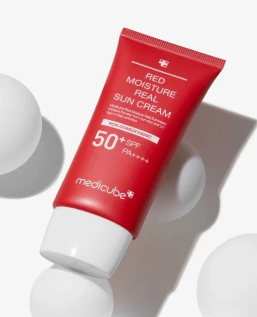Солнцезащитный крем Medicube SPF50+ 50 мл - Фото 2 Солнцезащитный крем Medicube SPF50+ 50 мл - изображение 2