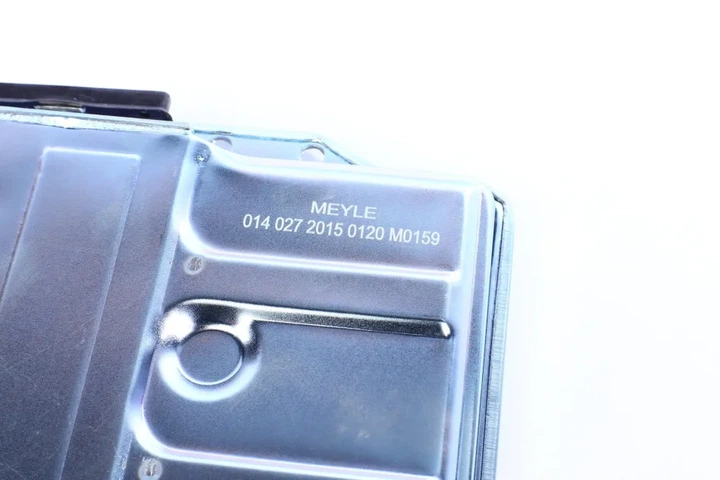 Фільтр АКПП MB E-calss (W124/210)/S-class (W126/140)/Седан W124 2.0-6.0 79-02 (з прокладкою) MEYLE 014 027 2106 - изображение 2