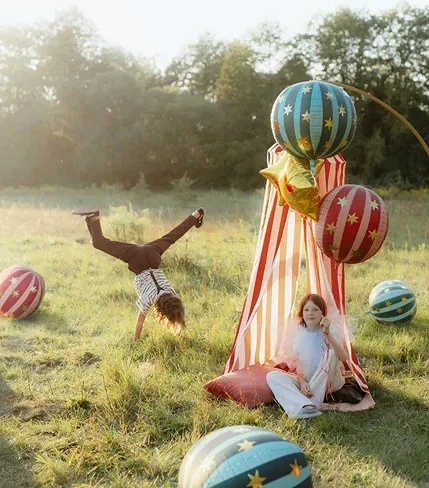 Декоративний балдахін PartyDeco Цирк червоно-білий (5904555070851) - зображення 4