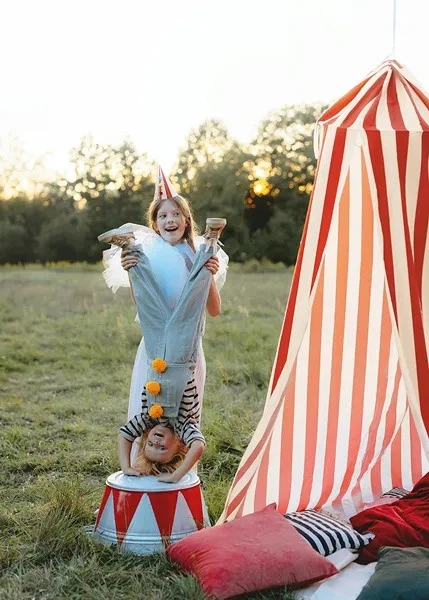 Декоративний балдахін PartyDeco Цирк червоно-білий (5904555070851) - зображення 5