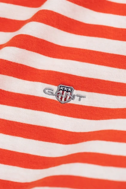 Жіноча футболка у смужку REG STRIPED SHIELD Gant XS 4200564 - Фото 4 Жіноча футболка у смужку REG STRIPED SHIELD Gant XS 4200564 - зображення 4