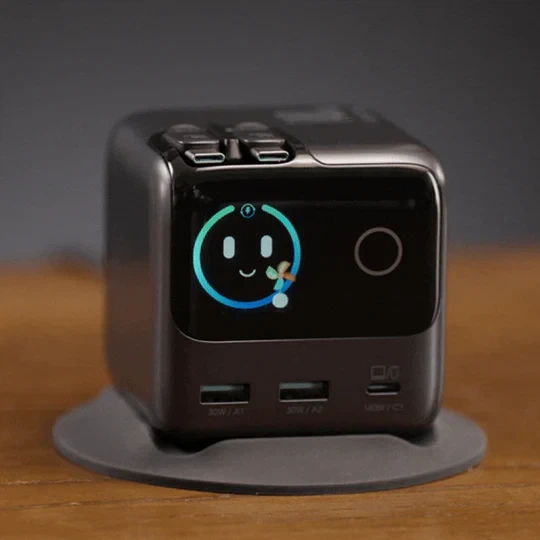 Сетевое зарядное устройство Joyroom Podix JR-TRD01 GaN 140W Black - Фото 6 Сетевое зарядное устройство Joyroom Podix JR-TRD01 GaN 140W Black - изображение 6