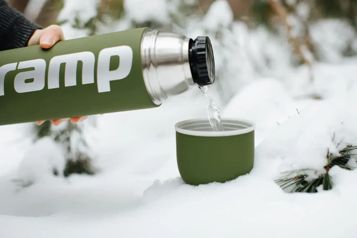 Термос TRAMP Soft Touch 0,75 л UTRC-108 Хакі - Фото 14 Термос TRAMP Soft Touch 0,75 л UTRC-108 Хакі - зображення 14