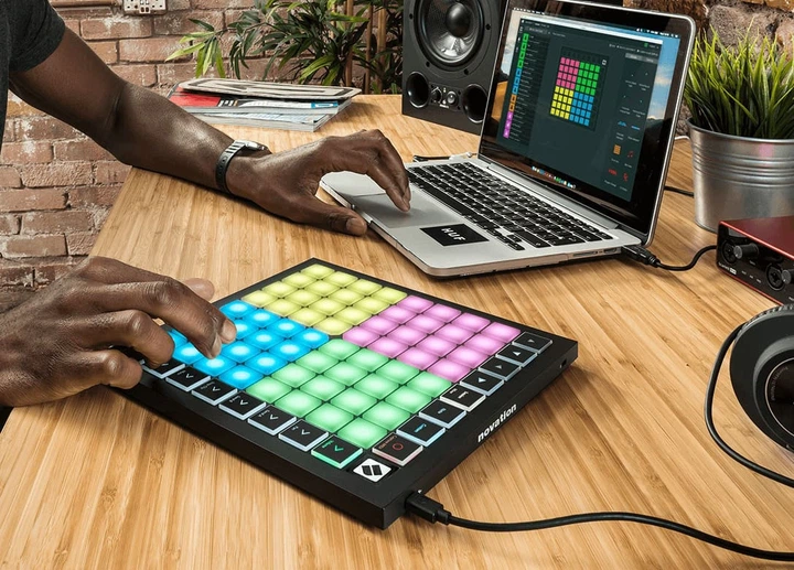 Kontroler MIDI Novation Launchpad X - obraz 4