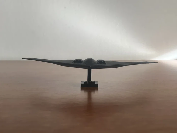 Колекційна модель стелс-бомбардувальника B-2 Spirit. Aivory - изображение 3