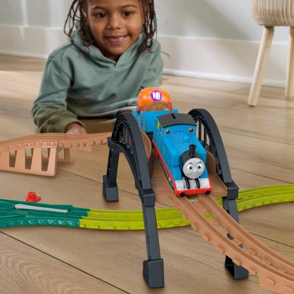 Ігровий набір Thomas & Friends Доставка бочок - Заряджання та вогонь JDF26 (0194735282425) - зображення 10