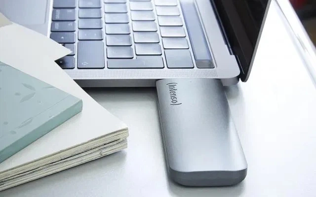 Зовнішній накопичувач SSD 1TB Intenso Business Portable USB 3.0 Антрацит (3824460) - Фото 4 Зовнішній накопичувач SSD 1TB Intenso Business Portable USB 3.0 Антрацит (3824460) - изображение 4