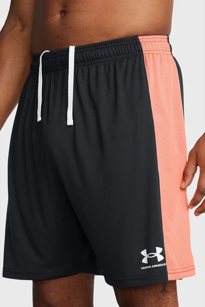 Чоловічі чорні шорти UA M's Ch. Knit Short Under Armour SM 1379507-005 - Фото 4 Чоловічі чорні шорти UA M's Ch. Knit Short Under Armour SM 1379507-005 - изображение 4