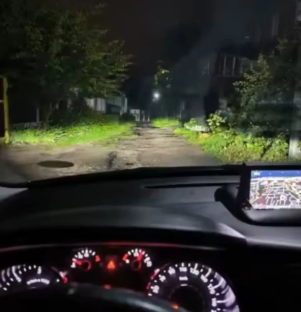 Автомобільні LED-лампи DawnKnight D7 H4 6000k - зображення 5