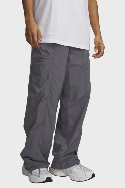 Чоловічі сірі спортивні штани UA Hoops Woven Pant Under Armour XXL 6011095-024 - Фото 1 Чоловічі сірі спортивні штани UA Hoops Woven Pant Under Armour XXL 6011095-024 - зображення 1