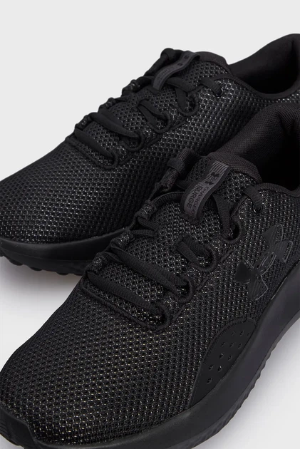 Чоловічі чорні кросівки UA Charged Surge 4 Under Armour 47 3027000-002 - Фото 2 Чоловічі чорні кросівки UA Charged Surge 4 Under Armour 47 3027000-002 - зображення 2