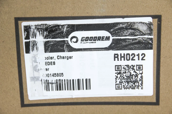 Радіатор інтеркулера а Sprinter/LT 95-06 2.5 Tdi GOODREM RH0212 Mercedes Sprinter; Volkswagen LT 2D0145805, 2D0145805D, A9015010701 - изображение 4