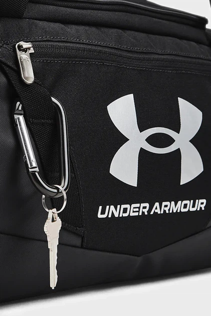 Чорна спортивна сумка UA Undeniable 5.0 Duffle XS Under Armour OSFM 1369221-001 - Фото 4 Чорна спортивна сумка UA Undeniable 5.0 Duffle XS Under Armour OSFM 1369221-001 - изображение 4