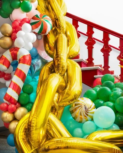 Гірлянда з повітряних кульок PartyDeco Ланцюг 67 м Золота 14 шт (5904555010574) - зображення 4
