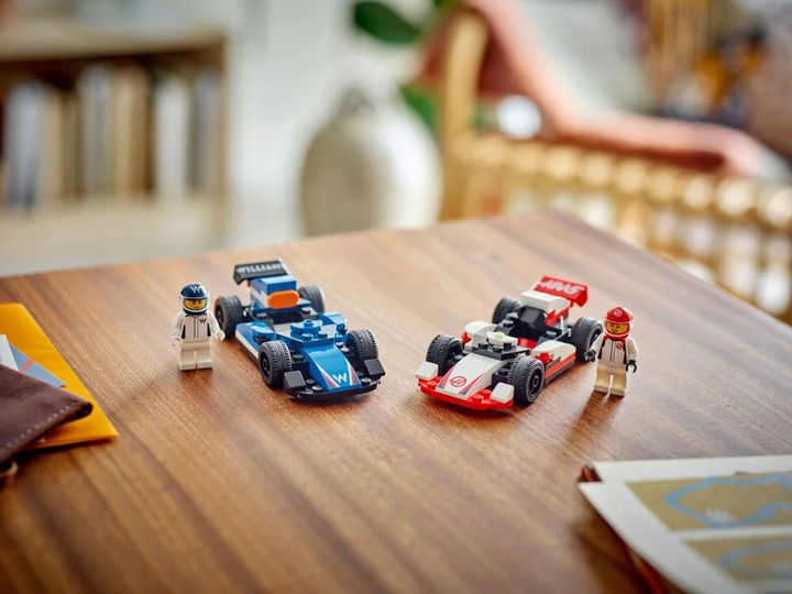 Конструктор LEGO City Гоночные автомобили команд Williams Racing и Haas F1 92 детали (60464) - изображение 5