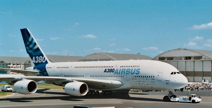 Збірна модель Revell Літак Airbus A380 Перший політ 1:144 RVL-04218 (4009803042183) - зображення 10