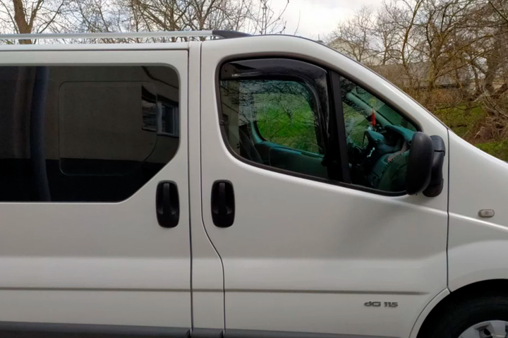 Вітровики вставні (2 шт, HIC) для Renault Trafic 2001-2015 рр - зображення 3