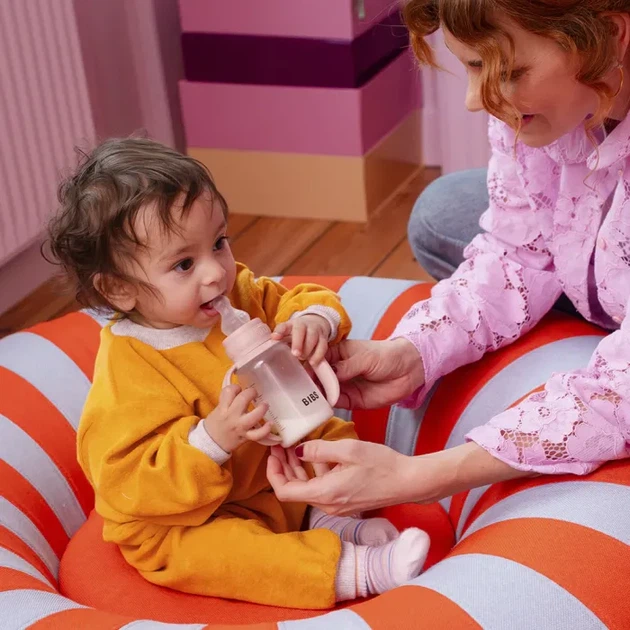 Дитяча пластикова пляшечка Baby Bottle Silicone 150 мл Slow Flow (повільний потік) Пудра - Фото 2 Дитяча пластикова пляшечка Baby Bottle Silicone 150 мл Slow Flow (повільний потік) Пудра - изображение 2
