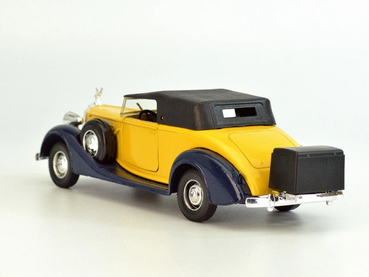 Колекційна модель Solido Packard Super Eight 1937 (1:43), жовта - Фото 2 Колекційна модель Solido Packard Super Eight 1937 (1:43), жовта - зображення 2