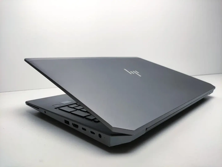 Робоча станція HP ZBook 15 G6 / Intel Core i7-9850H / SSD 512GB / 16GB RAM / 15.6" FHD IPS / NVIDIA Quadro T1000 4GB - Б/У - изображение 2