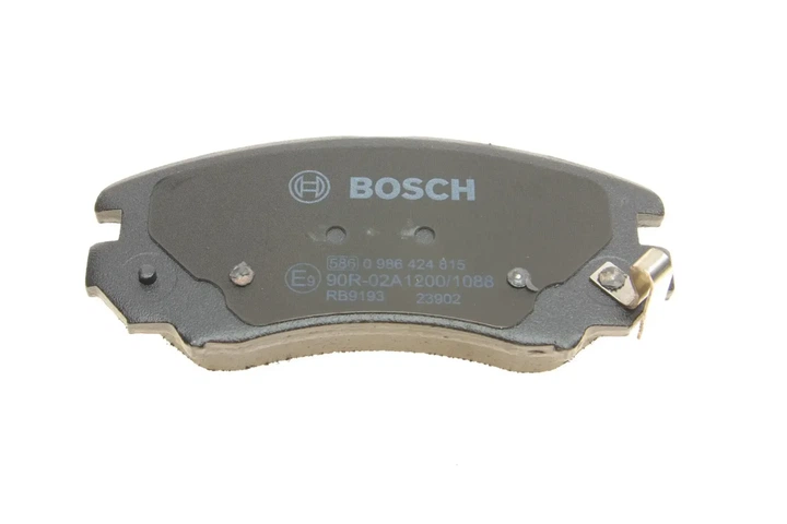 Колодки гальмові BOSCH 0986424815 Hyundai Coupe, Sonata, Tucson, Elantra; KIA Sportage, Soul, Magentis S581012EA30, J3600541, GDB3352 - зображення 4