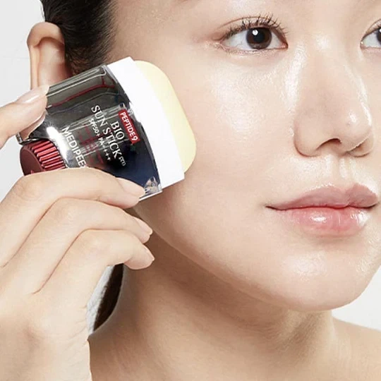 Многофункциональный солнцезащитный стик для лица Medi-Peel Peptide 9 Bio Sun Stick SPF50+/PA+++ 20 g - изображение 4