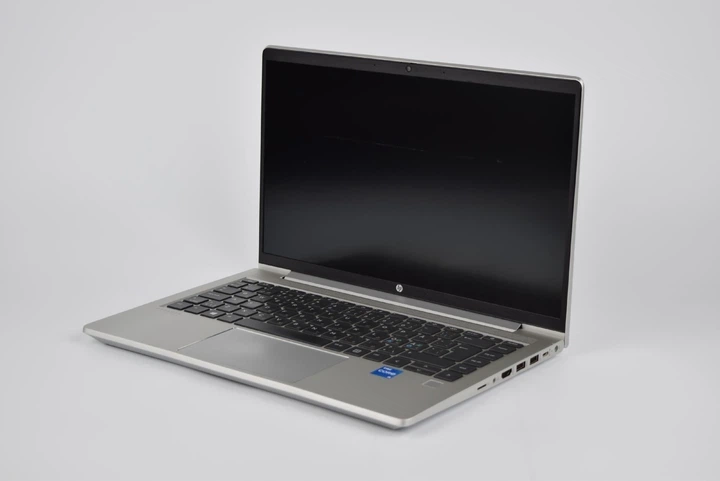 Бізнес ноутбук HP ProBook 440 G8 / Intel Core i5-1135G7 / SSD 256GB / 8GB RAM / 14" FHD / Intel Iris Xe Graphics - Уцінка - Фото 2 Бізнес ноутбук HP ProBook 440 G8 / Intel Core i5-1135G7 / SSD 256GB / 8GB RAM / 14" FHD / Intel Iris Xe Graphics - Уцінка - зображення 2