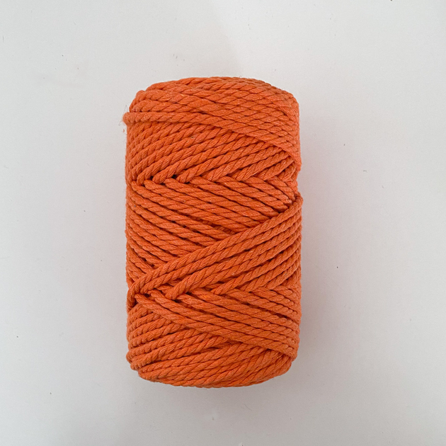Шнур кручений YarnArt macrame rope 3мм гарбузовий 250г (№770) - Фото 3 Шнур кручений YarnArt macrame rope 3мм гарбузовий 250г (№770) - изображение 3