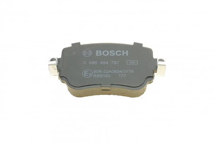 Комплект гальмівних колодок BOSCH 0986494797 Audi A1; Skoda Octavia; Volkswagen Caddy, Sharan; Seat Leon 5Q0698451F, 5Q0698451B, 7N0698451A - изображение 4