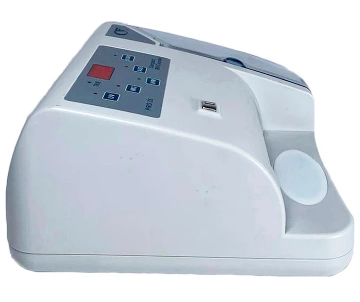 Компактная машинка для счета денег PRO 35 Ручной счетчик купюр с UV/MG детекцией и альтернативным питанием - Фото 5 Компактная машинка для счета денег PRO 35 Ручной счетчик купюр с UV/MG детекцией и альтернативным питанием - изображение 5