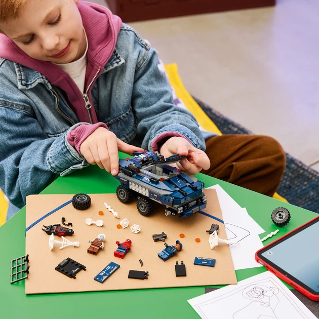 Конструктор LEGO Super Heroes Переслідування Людиною-Павуком машини для перевезення злочинців 367 деталей (76349) - Фото 8 Конструктор LEGO Super Heroes Переслідування Людиною-Павуком машини для перевезення злочинців 367 деталей (76349) - зображення 8