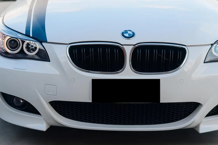 Ноздри M-Look (Черный Глянец с Хромированной Окантовкой) для BMW 5 серия E60/E61 2003-2010 гг - Фото 2 Ноздри M-Look (Черный Глянец с Хромированной Окантовкой) для BMW 5 серия E60/E61 2003-2010 гг - изображение 2
