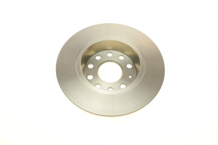 Тормозные диски BOSCH 0986479677 Volkswagen Caddy, Golf, Scirocco, Jetta, Touran, EOS, T-Roc; Audi A3, A1, TT; Seat Leon; Skoda Octavia, Superb, Yeti, Karoq 6R0615601, 5QD615601, 5Q0615601D - зображення 2