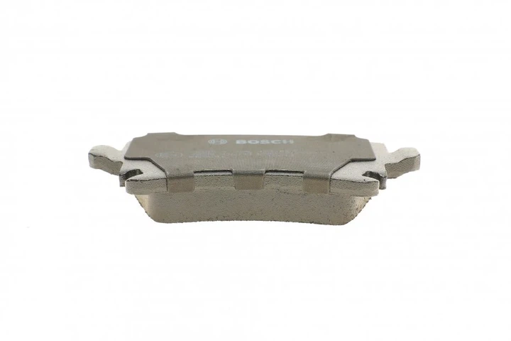 Колодки гальмові BOSCH 0 986 494 062 Volkswagen Golf, Scirocco, EOS; Audi A3, TT; Seat Leon; Skoda Octavia, Superb 8E0698451M, 8E0698451J, 8E0698451F - зображення 3
