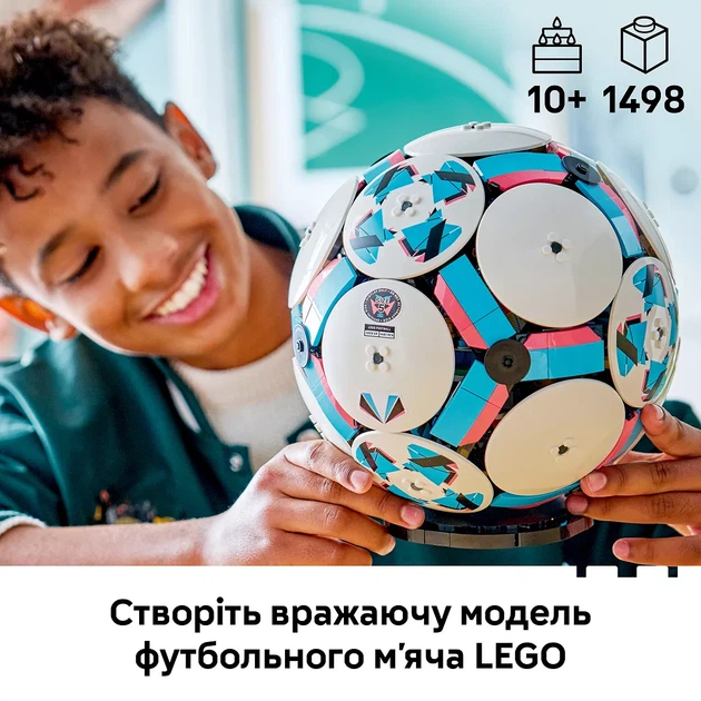 Конструктор LEGO Editions Футбольный мяч (43019) - изображение 4