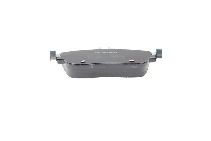 Гальмівні колодки BOSCH 0986494662 Mercedes B-Class, A-Class, GLA-Class, CLA-Class 0064208520, 0084200620, 0064204620 - зображення 2