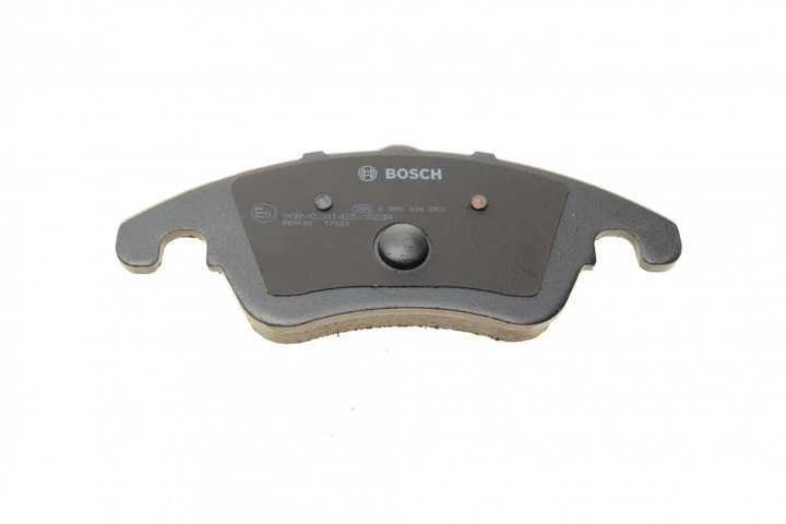 Гальмівні колодки BOSCH 0 986 494 263 Mercedes E-Class, C-Class, CLS-Class A0074207520, A0064202820, A0054201620 - Фото 3 Гальмівні колодки BOSCH 0 986 494 263 Mercedes E-Class, C-Class, CLS-Class A0074207520, A0064202820, A0054201620 - зображення 3