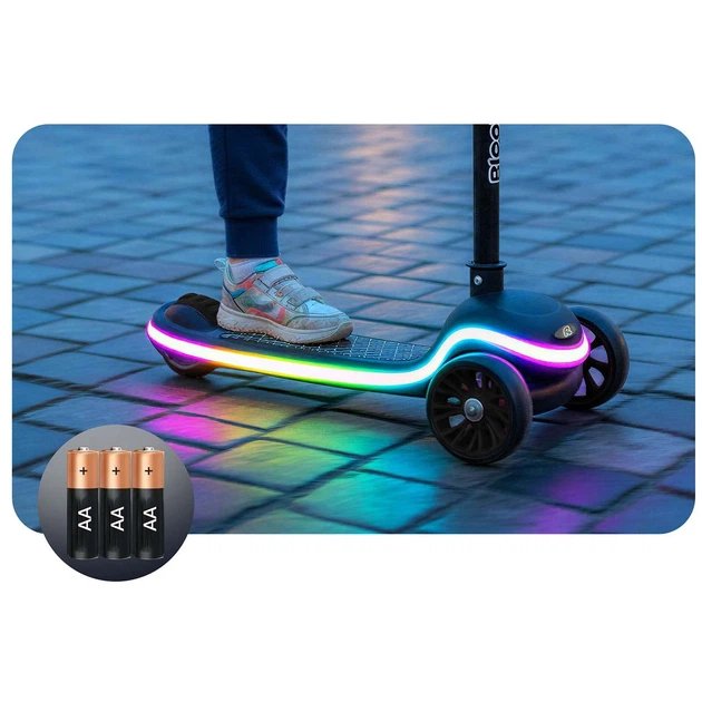 Самокат триколісний дитячий балансувальний LED RICOKIDS Leddi Чорний (5903890632762) - Фото 4 Самокат триколісний дитячий балансувальний LED RICOKIDS Leddi Чорний (5903890632762) - зображення 4