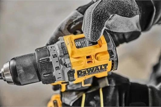 Дриль-шурупокрут акумуляторний DeWalt 18V POWERSTACK з 2 акумуляторами 5 Ah (DCD800H2T-QW) - зображення 10