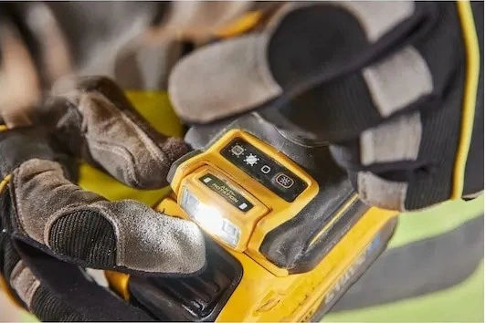 Дриль-шурупокрут акумуляторний ударний DeWalt 18V XR POWERSTACK з 2 акумуляторами 5 Ah (DCD1007H2T-QW) - зображення 16