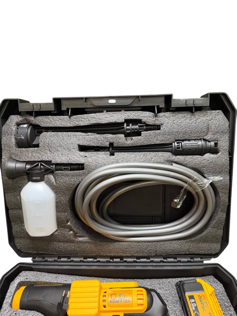 Акумуляторна мийка високого тиску безщіткова Krafftec Germany PRO (48V 8Ah 45 Бар) Ручна автомийка + 2 АКБ та насадки жовта (7567) - изображение 8