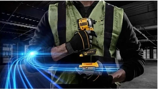 Akumulatorowa zakrętarka udarowa DeWalt 18V XR POWERSTACK 1/4" z 2 akumulatorami 1.7 Ah (DCF850E2T-QW) - obraz 6