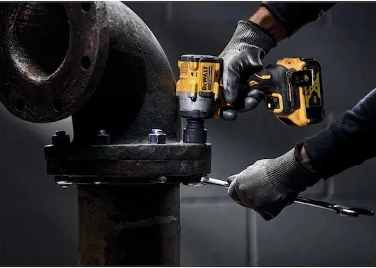 Akumulatorowy klucz udarowy DeWalt 18V XR 1/2'' 406 Nm bez akumulatora i ładowarki (DCF921NT-XJ) - obraz 6