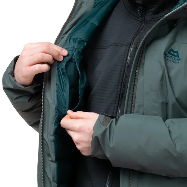 Куртка Mountain Equipment Triton Men's Jacket Green/Cosmos (Green/Cosmos M) (ME-005871.02275.M) - Фото 6 Куртка Mountain Equipment Triton Men's Jacket Green/Cosmos (Green/Cosmos M) (ME-005871.02275.M) - изображение 6