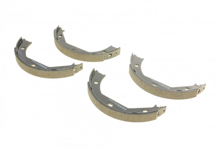 Гальмівні колодки BOSCH 0 986 487 607 BMW 3 Series, 4 Series, X1, 1 Series, 5 Series, 2 Series 34416761292, 34411163988, 34212213313 - зображення 2