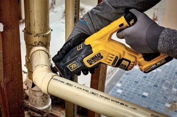 Пила шабельна DeWalt 18 V з 2 акумуляторами 5 Аг (DCS367P2-QW) - зображення 5