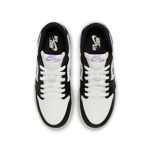 Підліткові кросівки AIR JORDAN 1 RETRO LOW OG HF0412-001 білі з чорним та фіолетовим Розмір 35 - Фото 4 Підліткові кросівки AIR JORDAN 1 RETRO LOW OG HF0412-001 білі з чорним та фіолетовим Розмір 35 - зображення 4