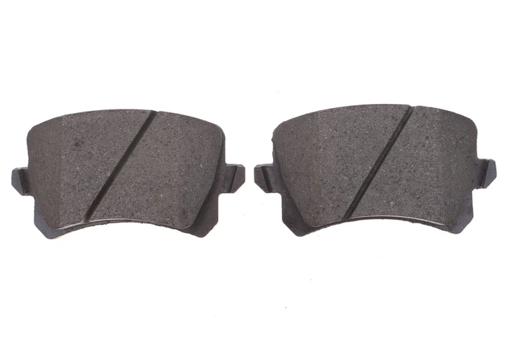 Комплект гальмівних колодок ATE 13046027492 Volkswagen EOS, Caddy, Passat, Tiguan, Sharan, Golf, CC, Touran; Skoda Superb, Octavia; Audi A3, Q3, A6, A4; Seat Leon 19374039, 19374052, 3AA698451A - изображение 5