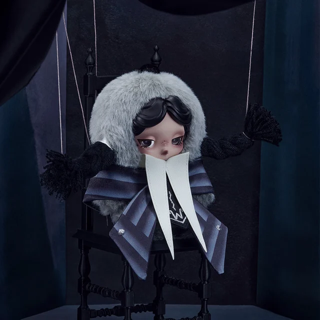 Коллекционная мягкая игрушка Pop Mart SKULLPANDA × Wednesday серия Nevermore Academy Uniform (6941313040762) - Фото 4 Коллекционная мягкая игрушка Pop Mart SKULLPANDA × Wednesday серия Nevermore Academy Uniform (6941313040762) - изображение 4